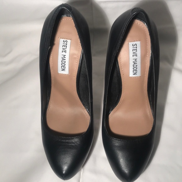 Steve Madden pumps, size 8, **NEVER WORN!!** - Picture 5 of 6